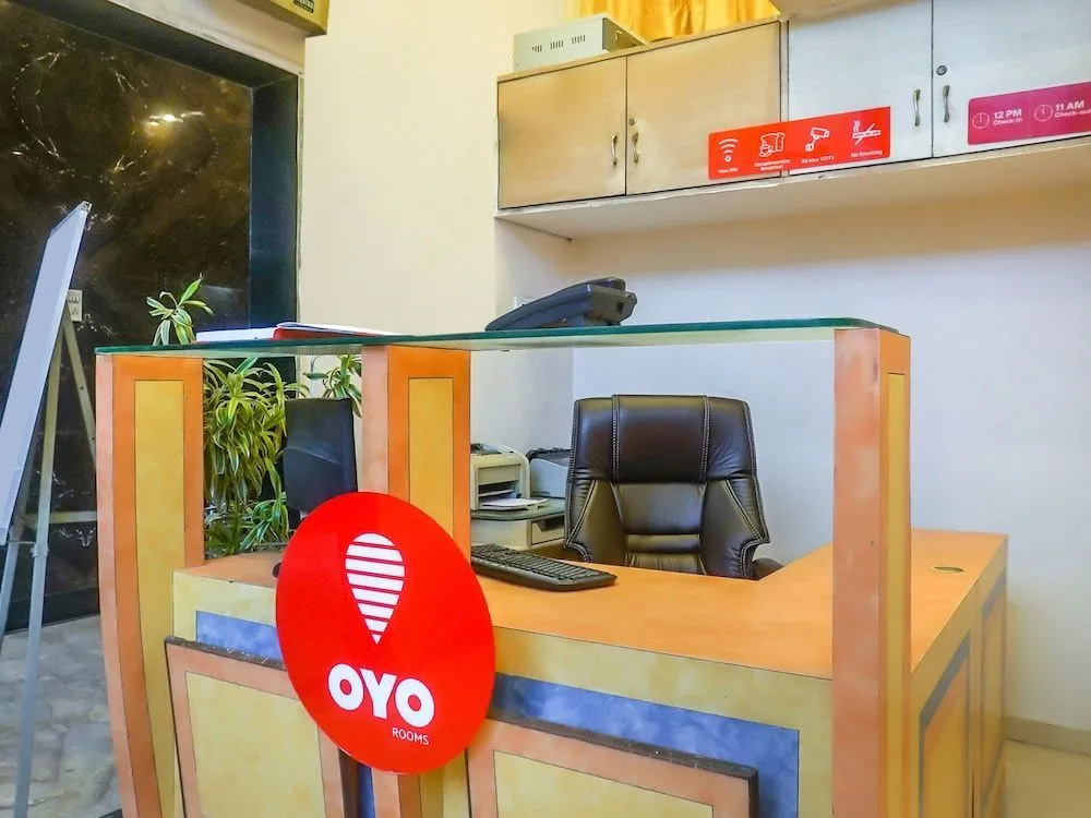Hotel Golden Rock by OYO Rooms