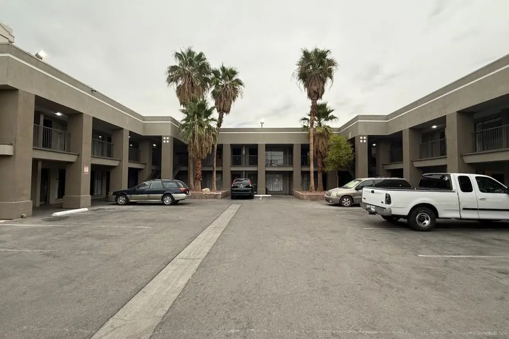 DTLV, a Baymont by Wyndham