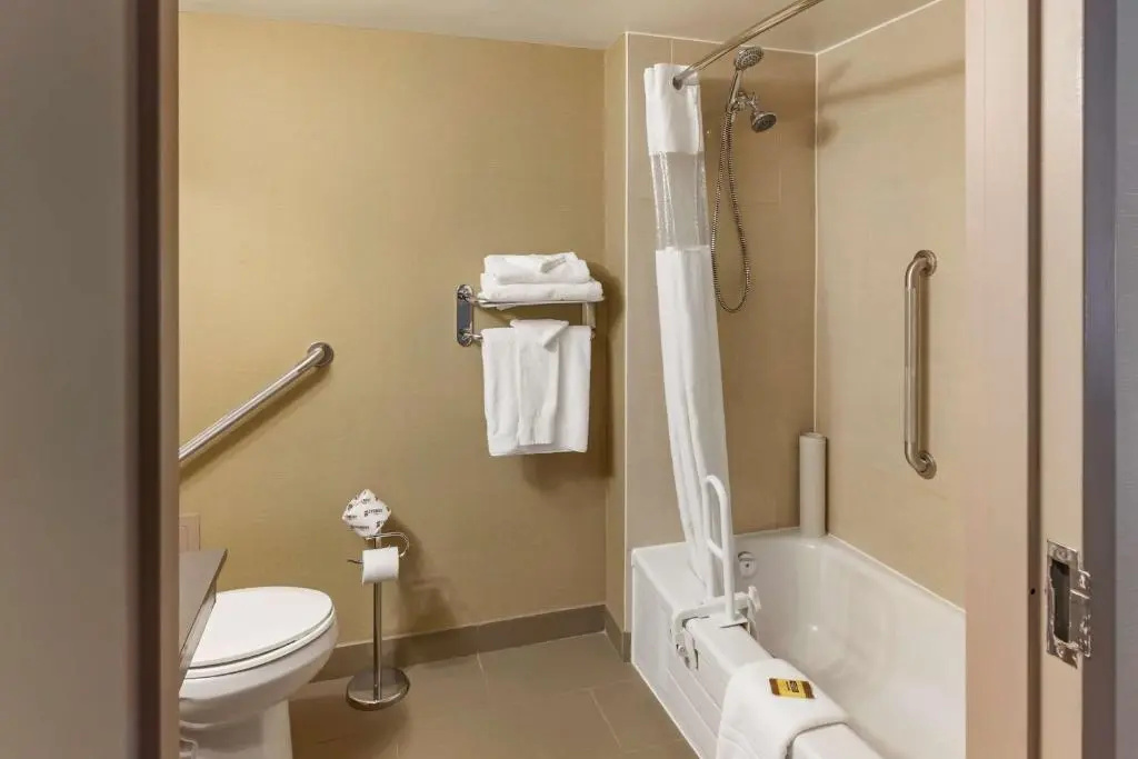 Best Western Plus Leamington Hotel & Conference Centre - Chambres