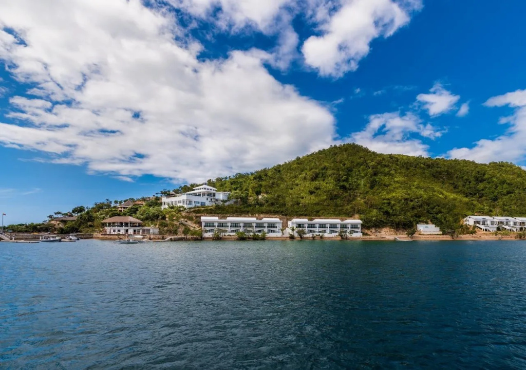 Beach & Waterfront