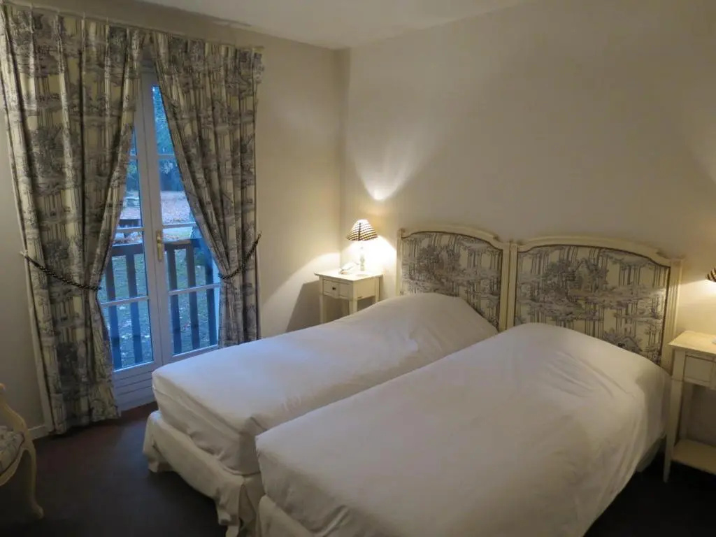 Standard Double room (twin beds)