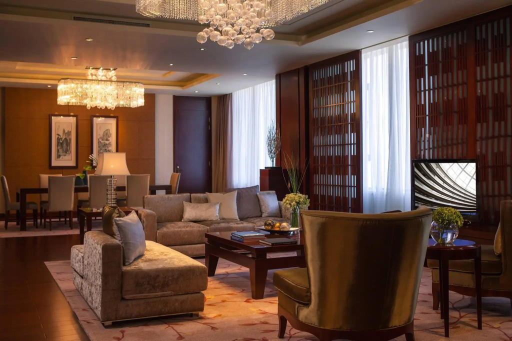 Renaissance Tianjin Lakeview Hotel - фото 43