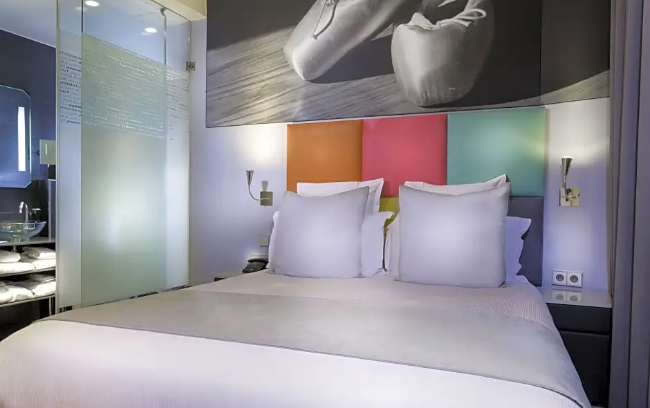 Lyric Hotel Paris 57