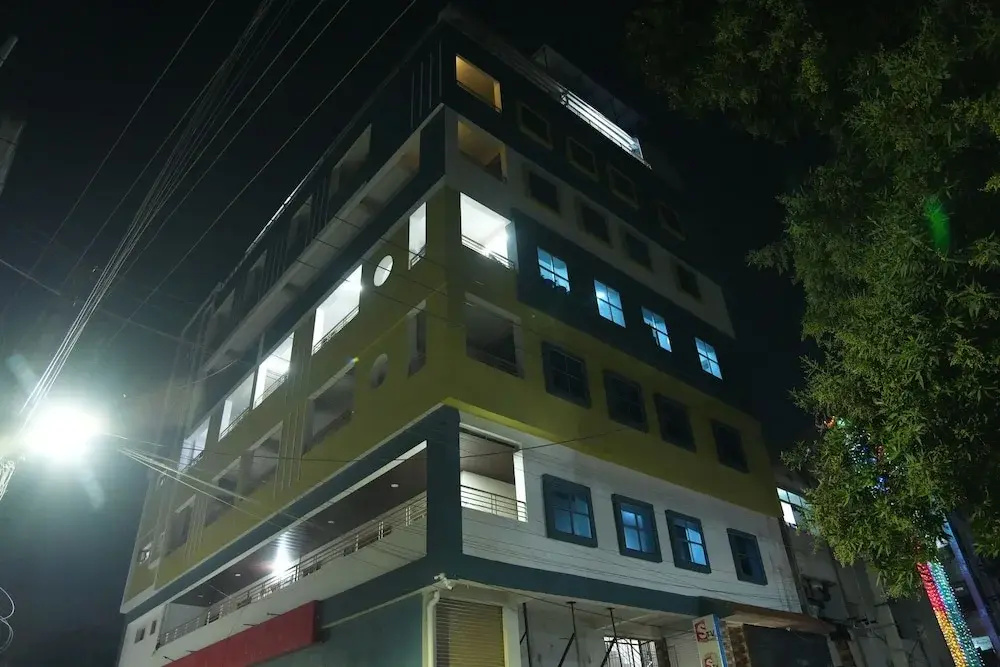 Hiraa inn Studio Apartments