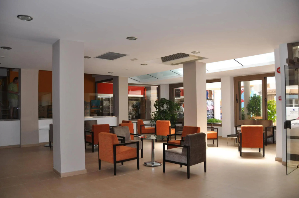 Hotel photo 10