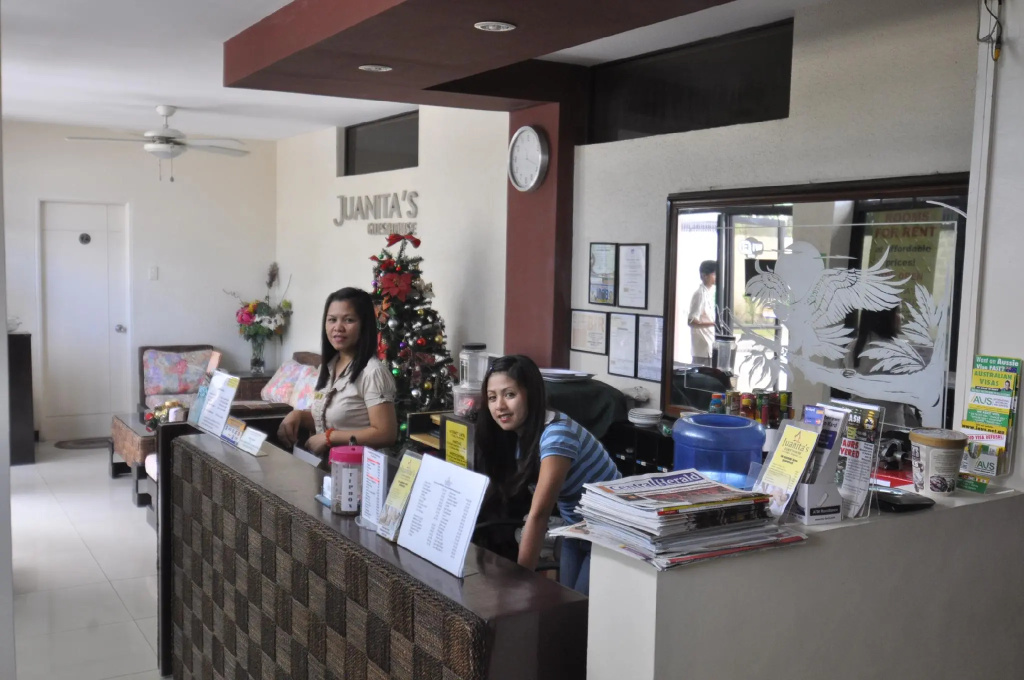 Lobby & Reception