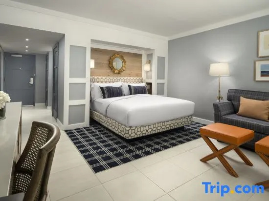 Cabana Hearing Accessible room oceanfront