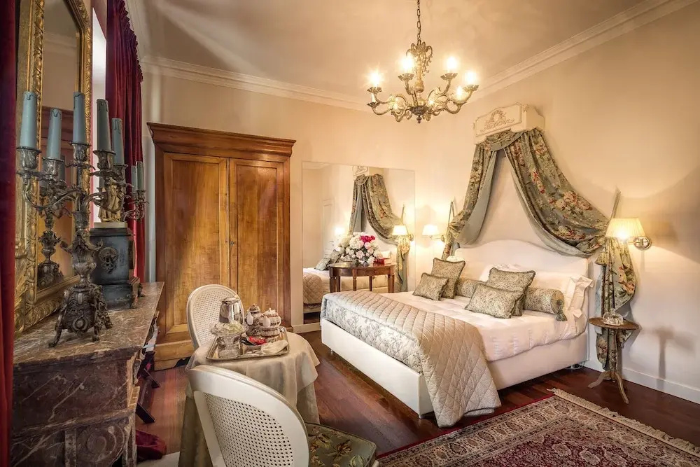 Deluxe room with balcony and with view