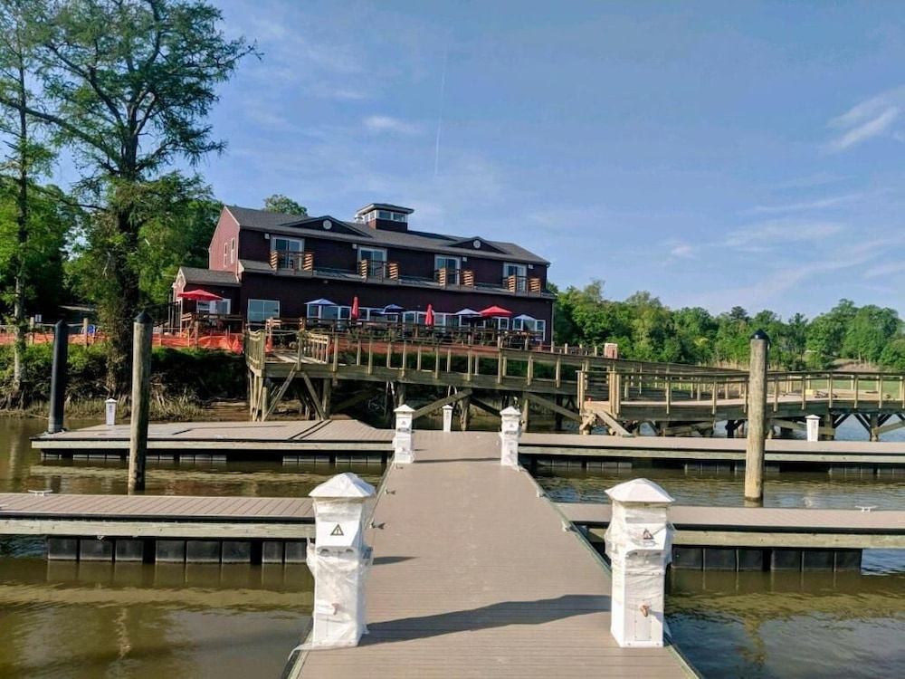 Surry Seafood Company