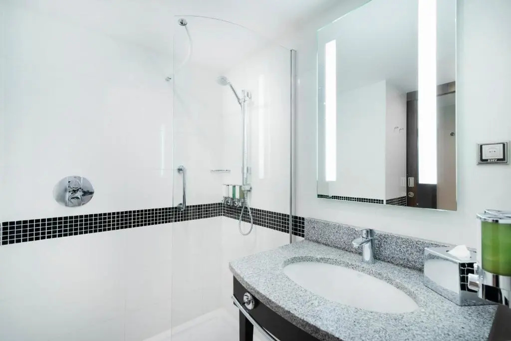Hampton by Hilton Krakow - Chambres