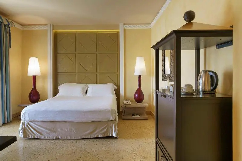 Romano Palace Luxury Hotel - Chambres