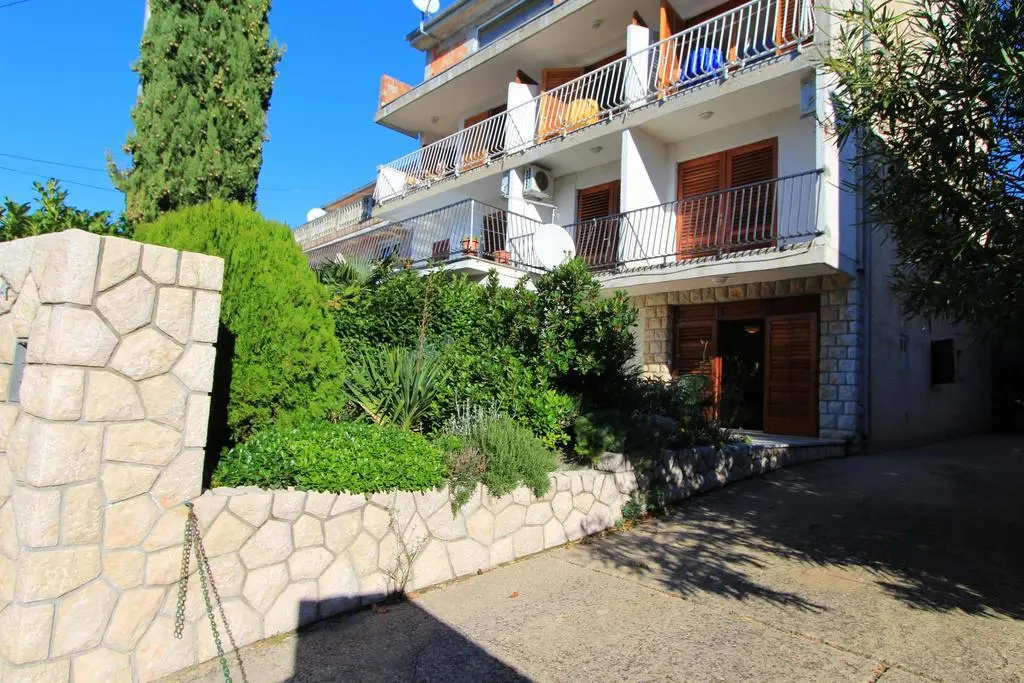 Apartments Loncaric