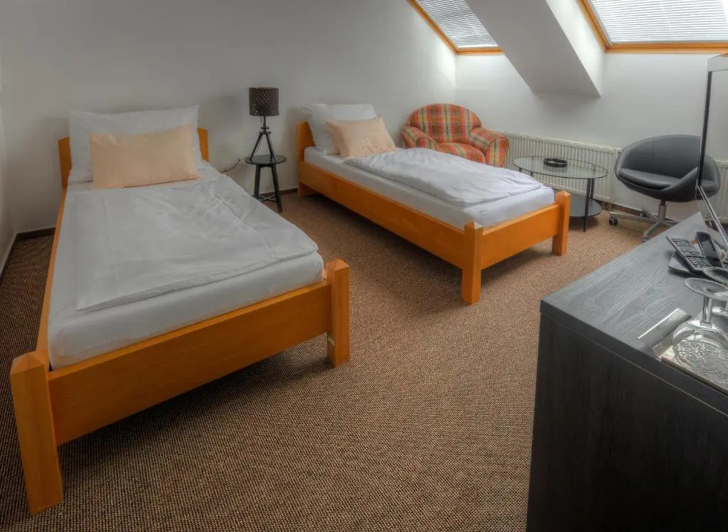 Standard Double room (full double bed)