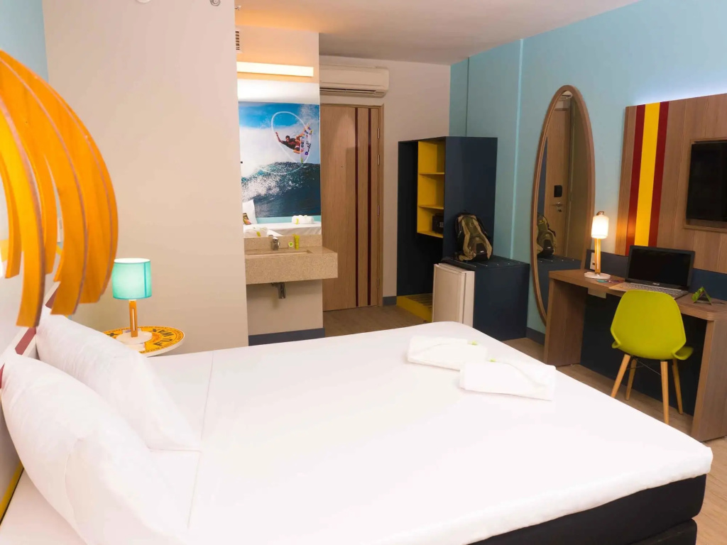 Golden Tulip Guarujá (Former Delphin Surf Hotel) - 2