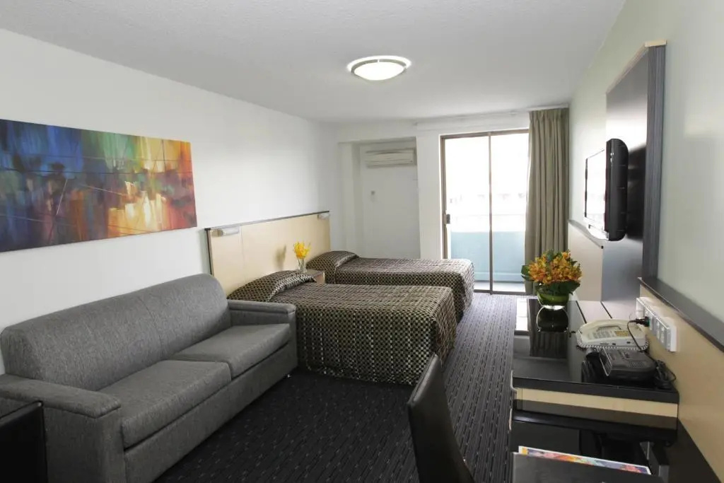Superior Double Studio (twin beds)