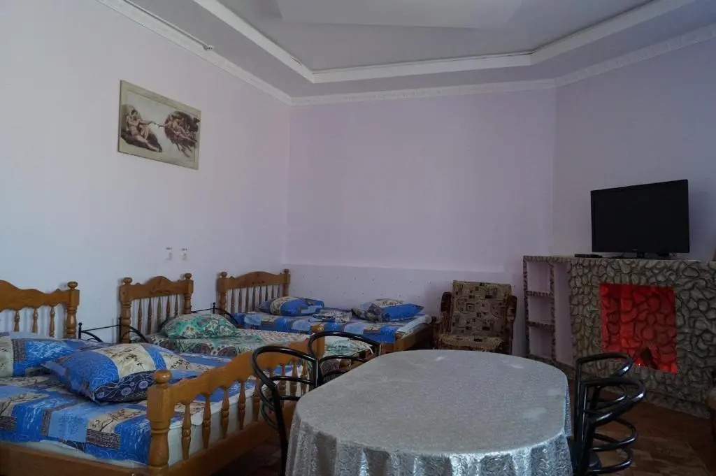 Standard Sextuple room
