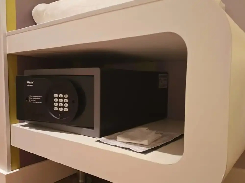DMax Hotel - Chambres