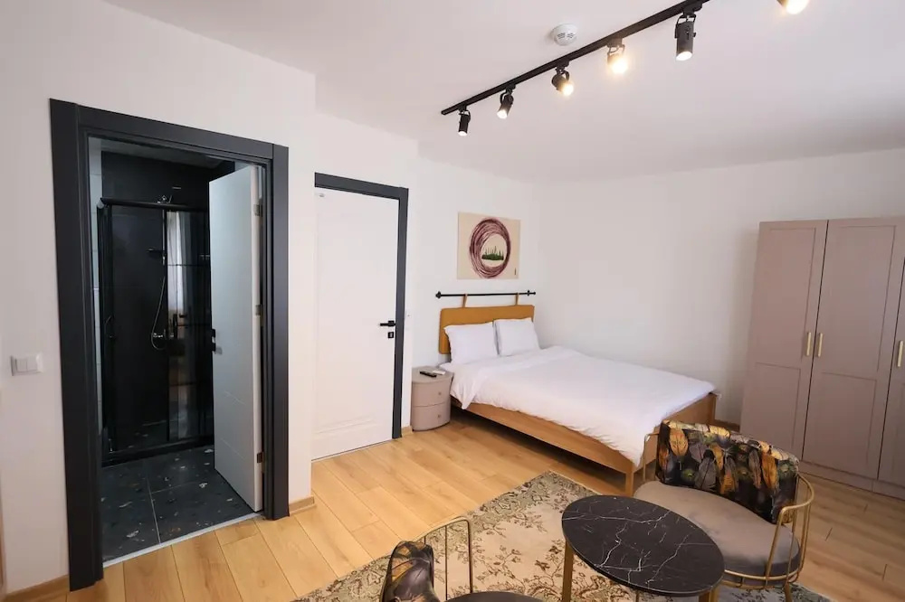Evra Suites — 5