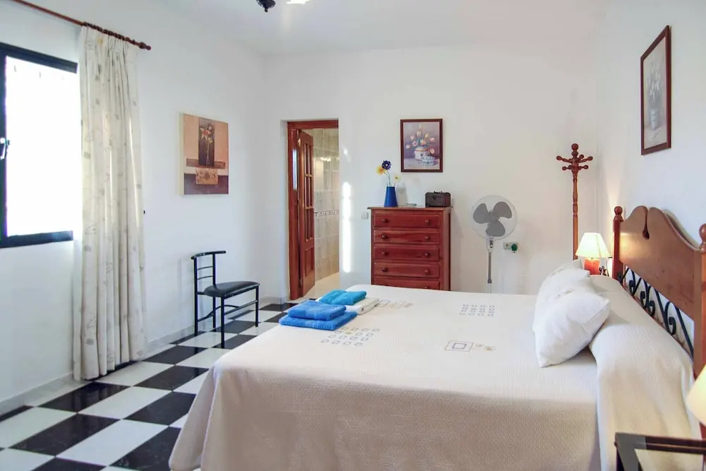 Villa Corbera — 5
