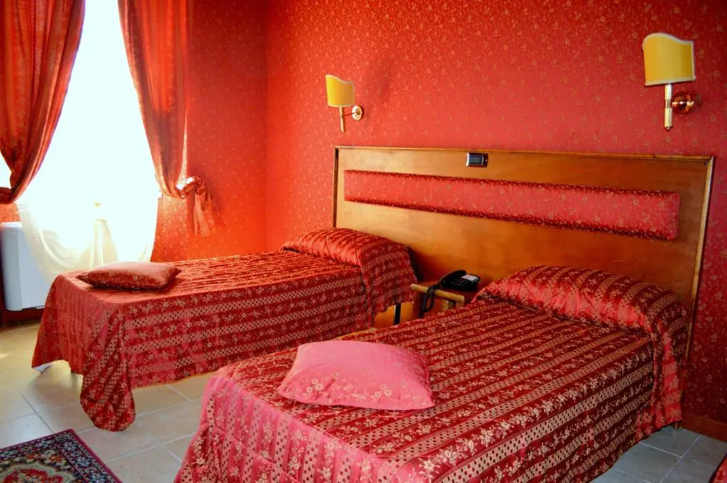 Standard Double room (twin beds)