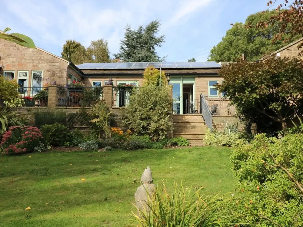 Rhinegold Bungalow