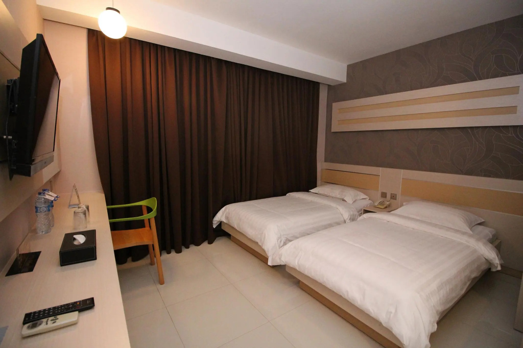Superior Double room (full double bed)