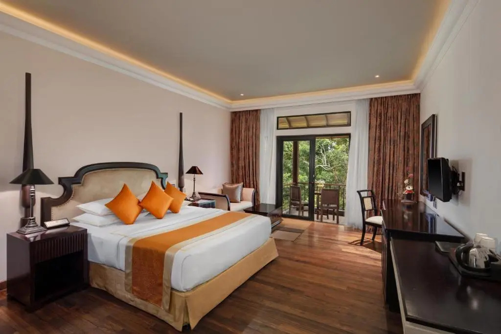 Luxury Double room (full double bed)