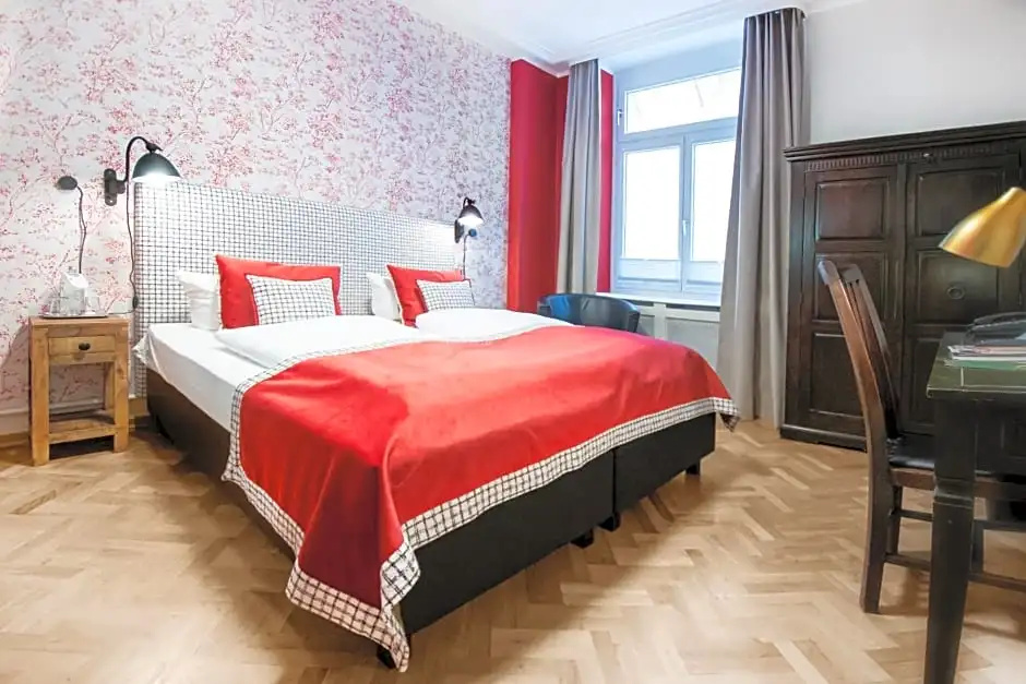 Romantik Hotel Barbarossa - Chambres