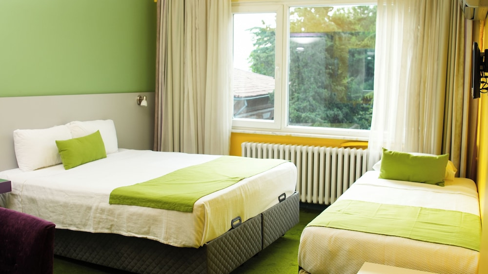 Comfort room