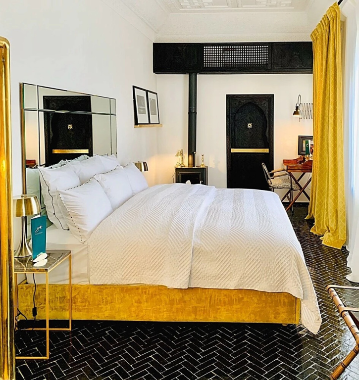 Deluxe Suite