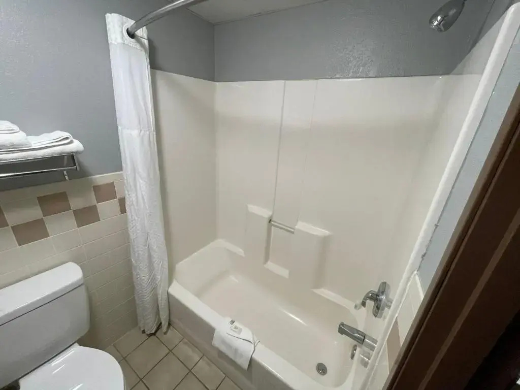 AmericInn by Wyndham Sayre - Chambres