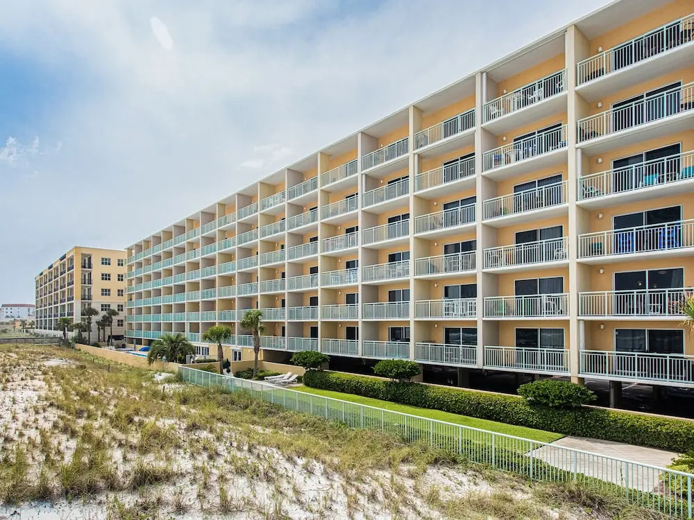 Pelican Isle by Southern Vacation Rentals