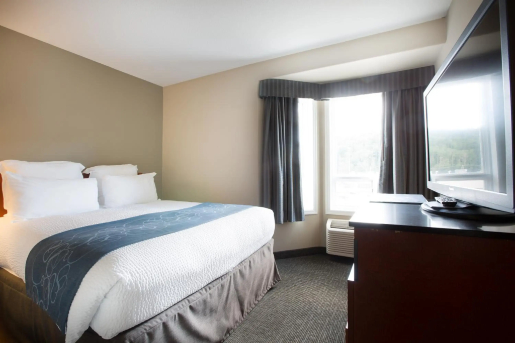Nomad Hotel and Suites - фото 5