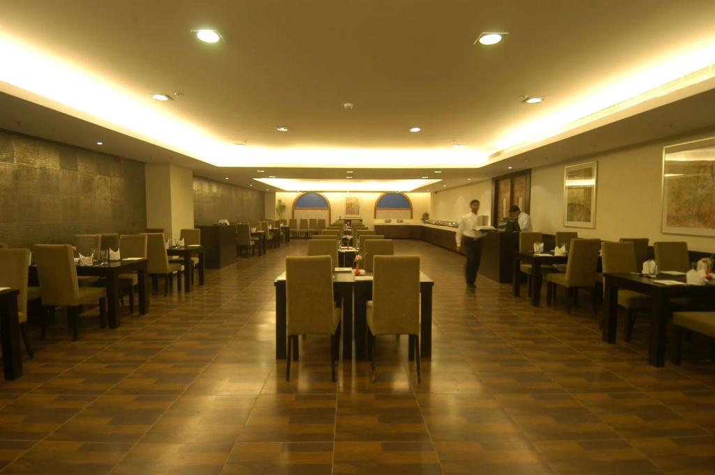 Food & Beverage