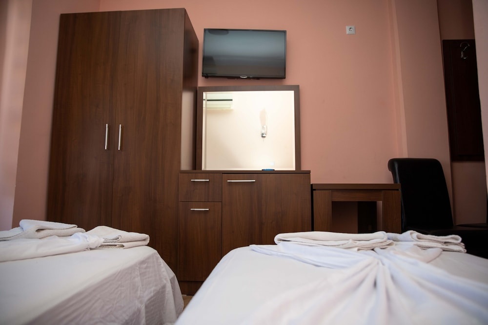 Economy Double room (full double bed)