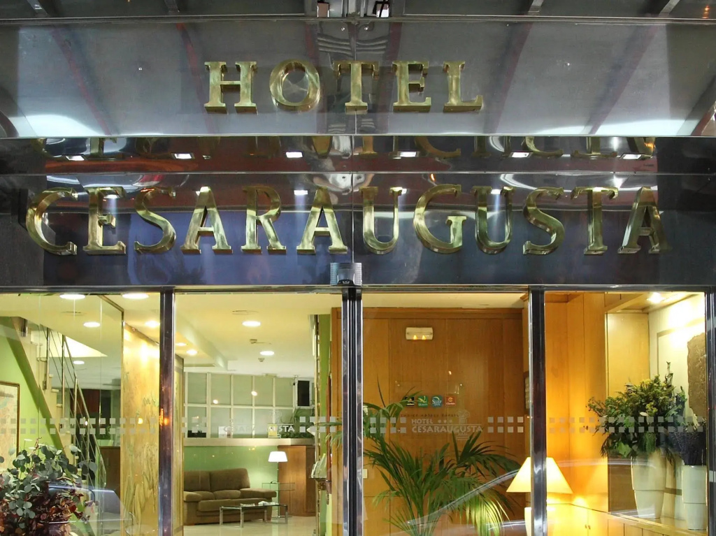 Hotel Cesaraugusta