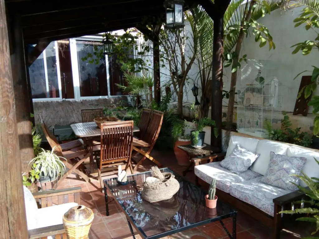 Loft Green