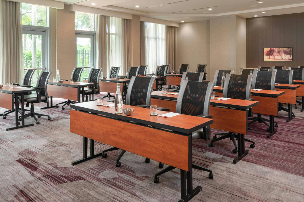 Courtyard by Marriott Miami Airport - Général