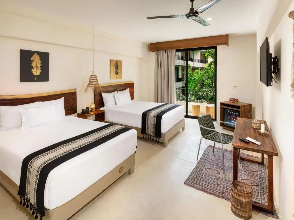 Standard Double room (twin beds)