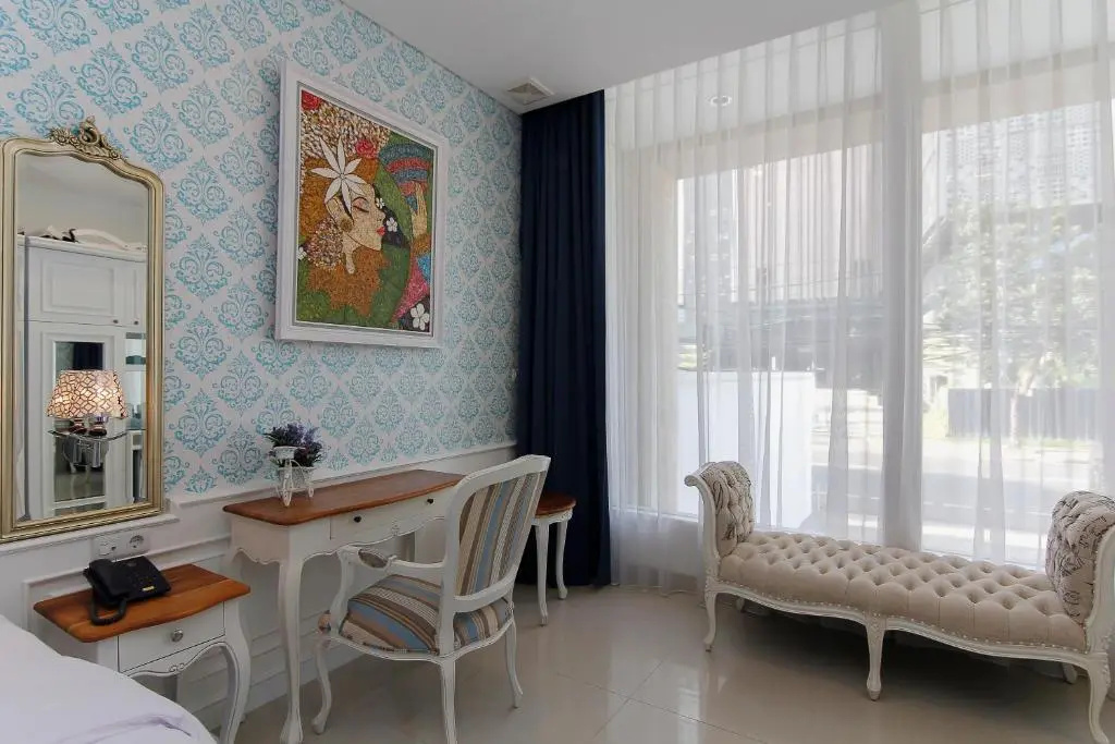 Double Suite (full double bed)