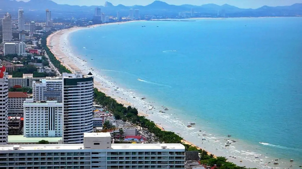 Beach & Waterfront