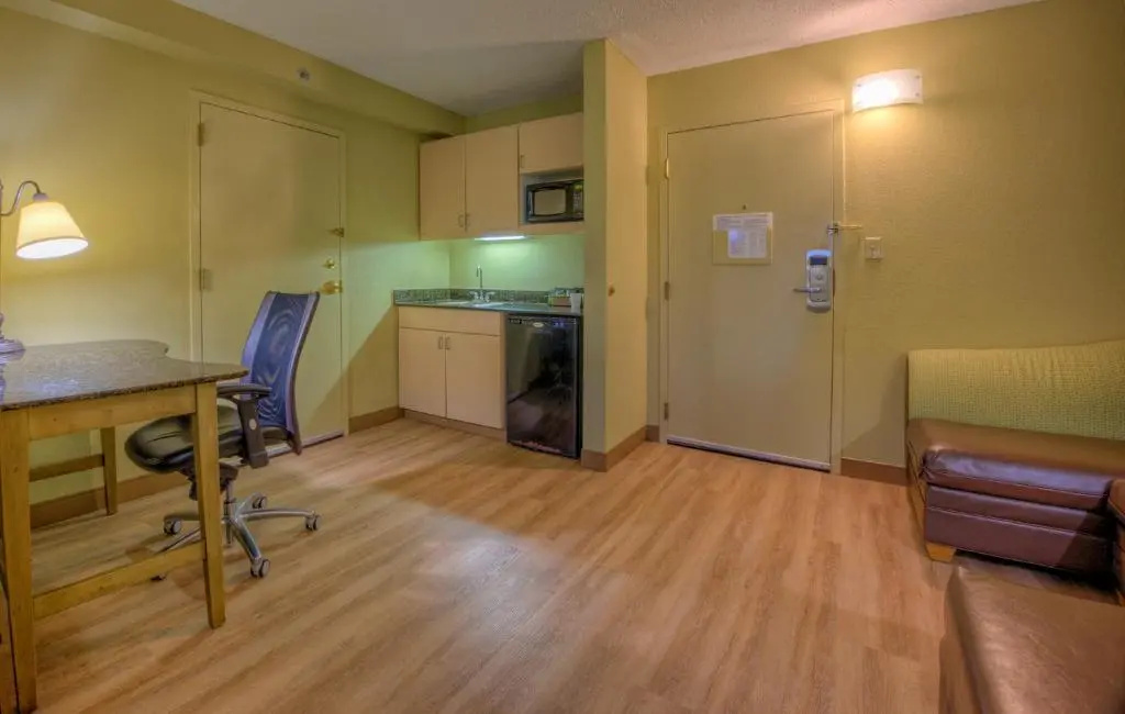 Hotel Alice At Atlantic Beach - Chambres