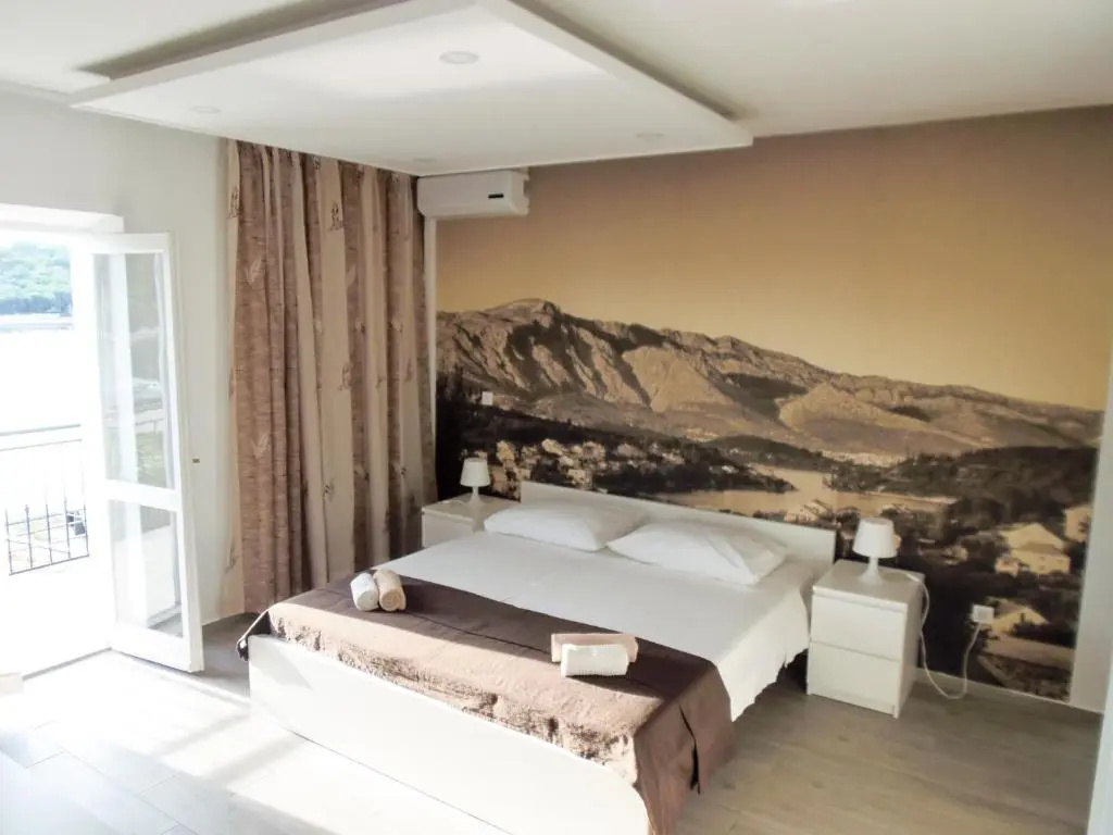 Studio with sea view