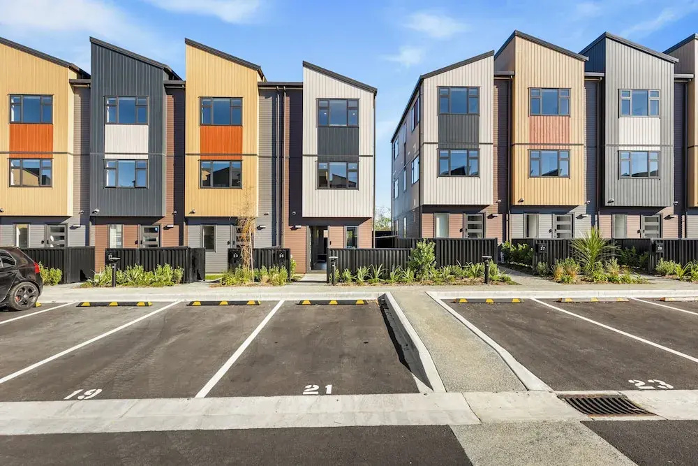 4BR Townhouse for Families Zodiak Stays