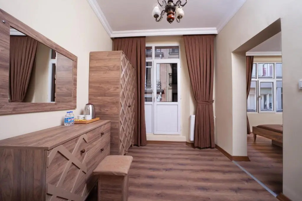 Taksim Coll — фото