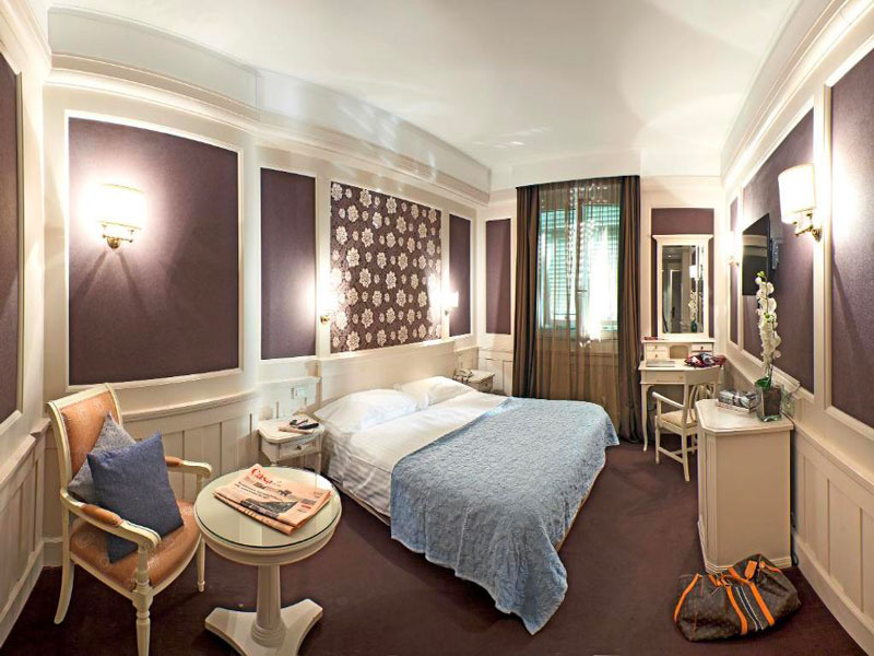 Standard Double room with partial sea view (full double bed)