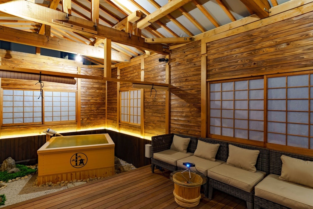 KONJAKUSO Osaka Shinsaibashi "TARUKAISEN" Rooftop SPA 사진 22