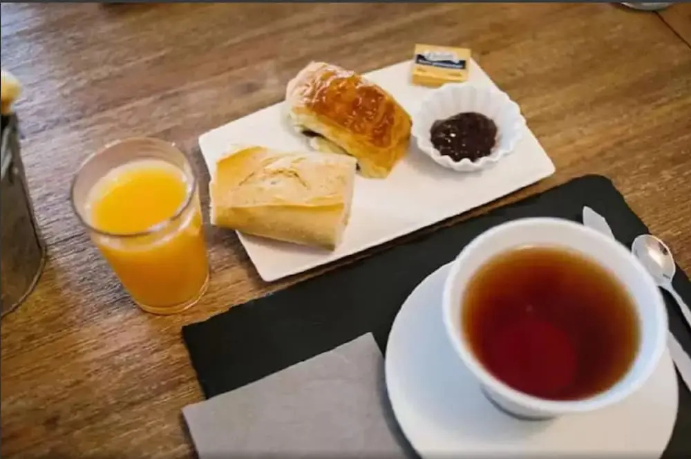 Food & Beverage