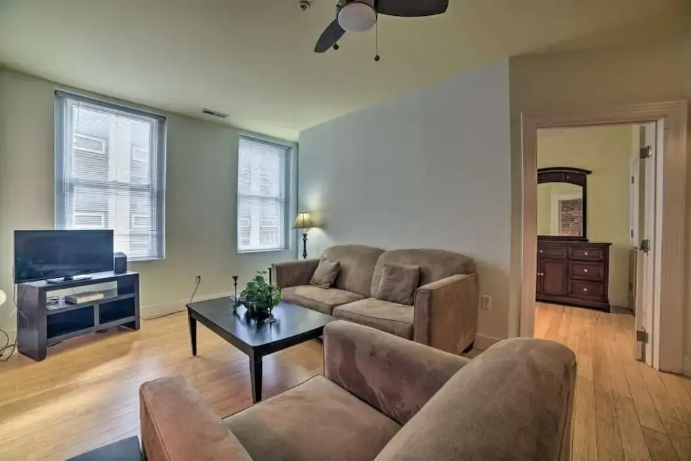 Executive furnished rentals at Light St — фото 4