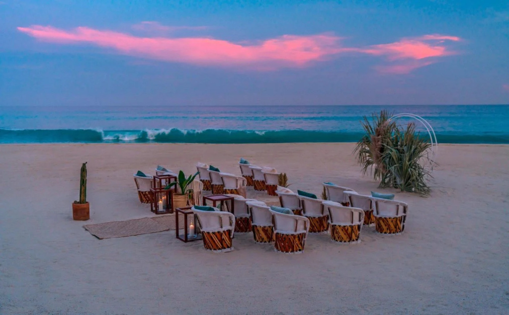 Beach & Waterfront